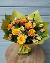 Букет цветов из:  Альстромерии и Розы в Павловичи