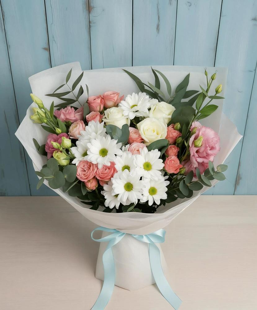 Букет цветов из: Розы, Лизиантусы и Хризантемы в Павловичи