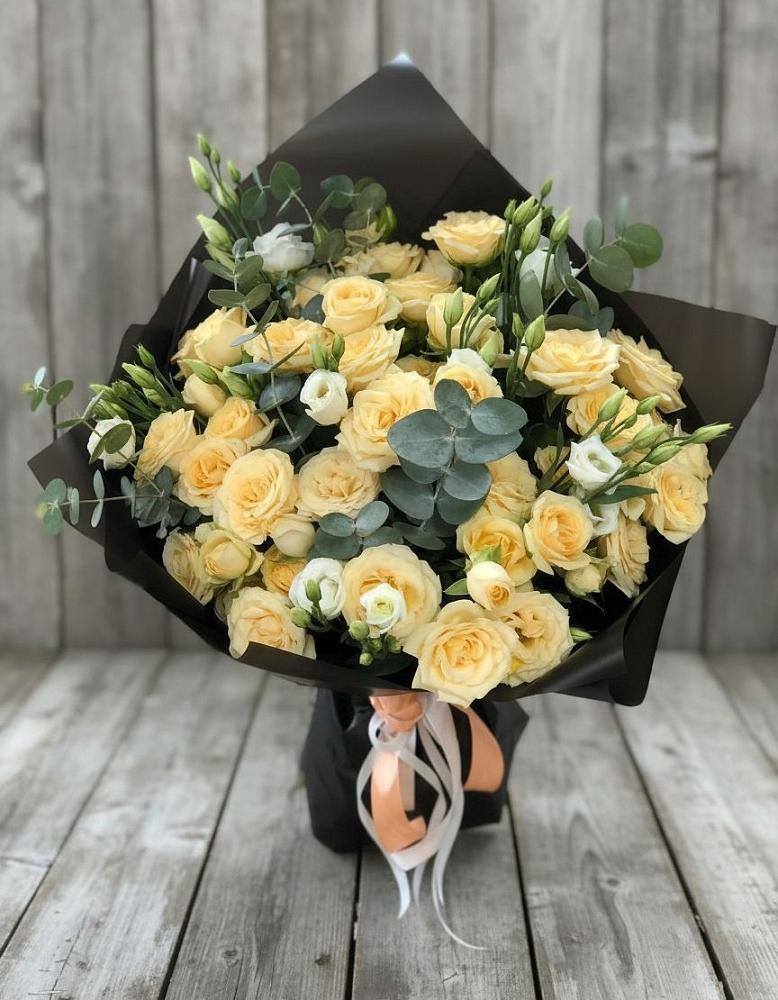 Букет цветов из: Розы и Лизиантусы в Павловичи