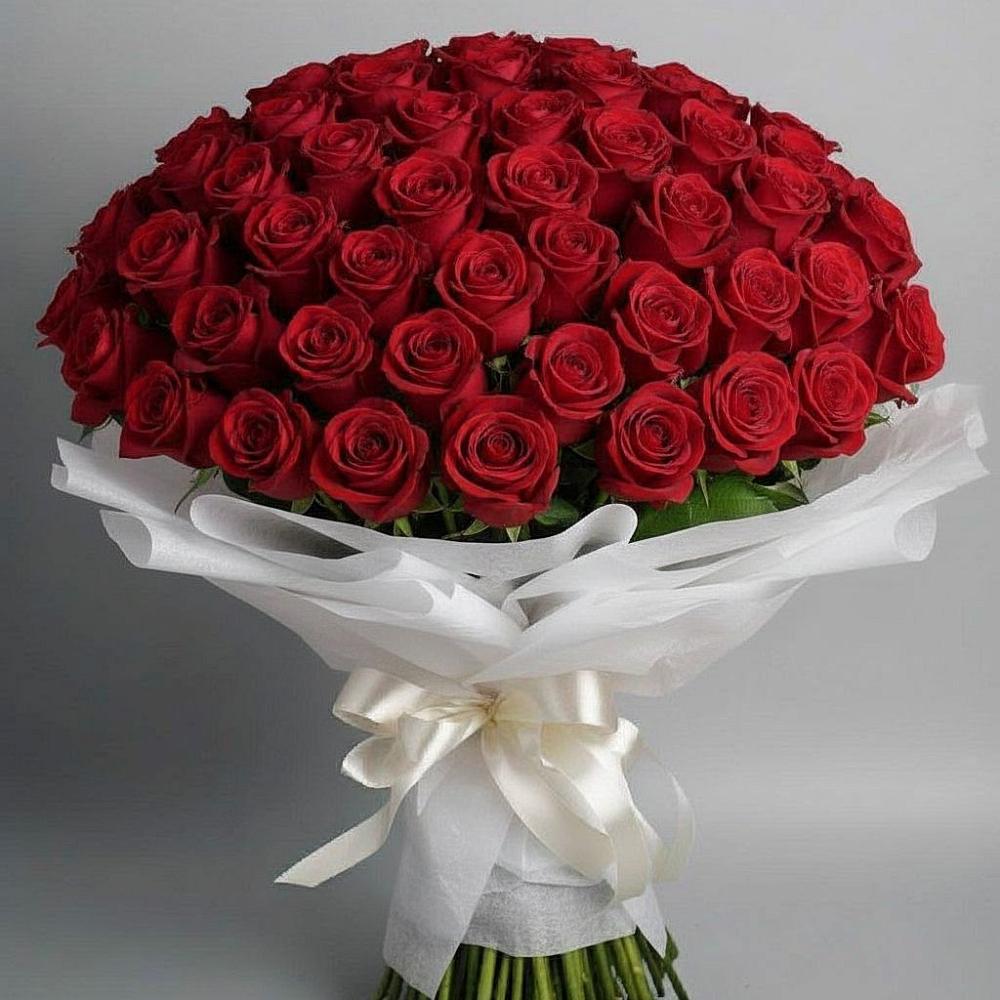 Букет 101 Красная роза Блэк Мэджик в Павловичи