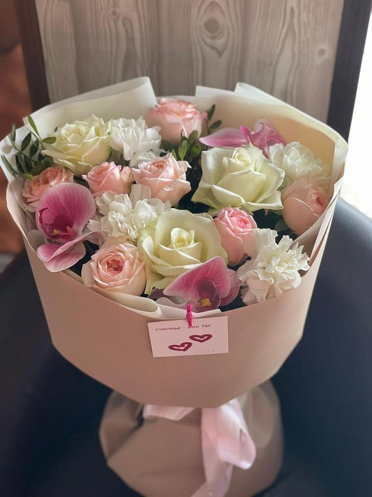 Букет цветов из: Орхидеи, Розы и Гвоздики в Павловичи