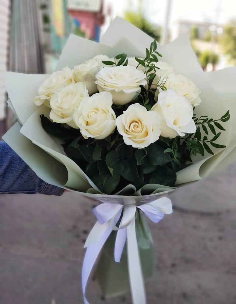Букет Белые розы Проуд в Павловичи