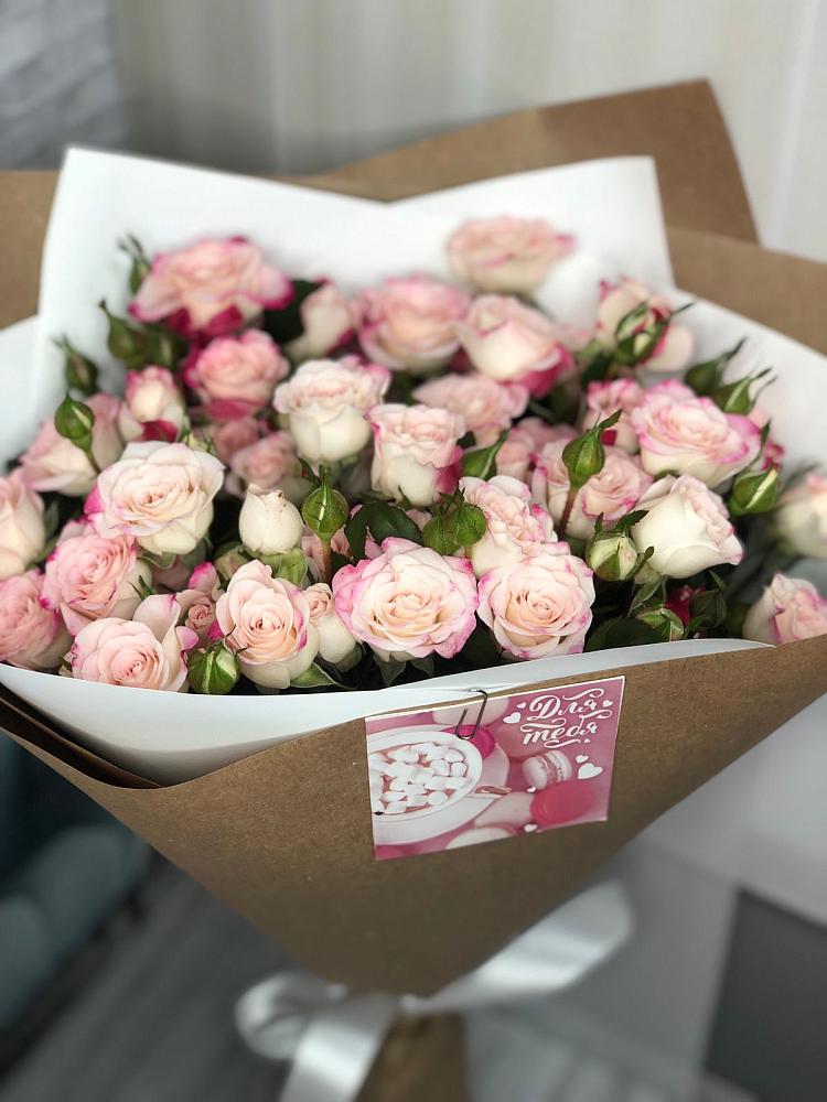 Букет цветов из: Розы в Павловичи