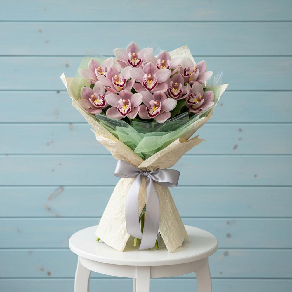 Букет цветов из: Орхидеи и Розы в Павловичи