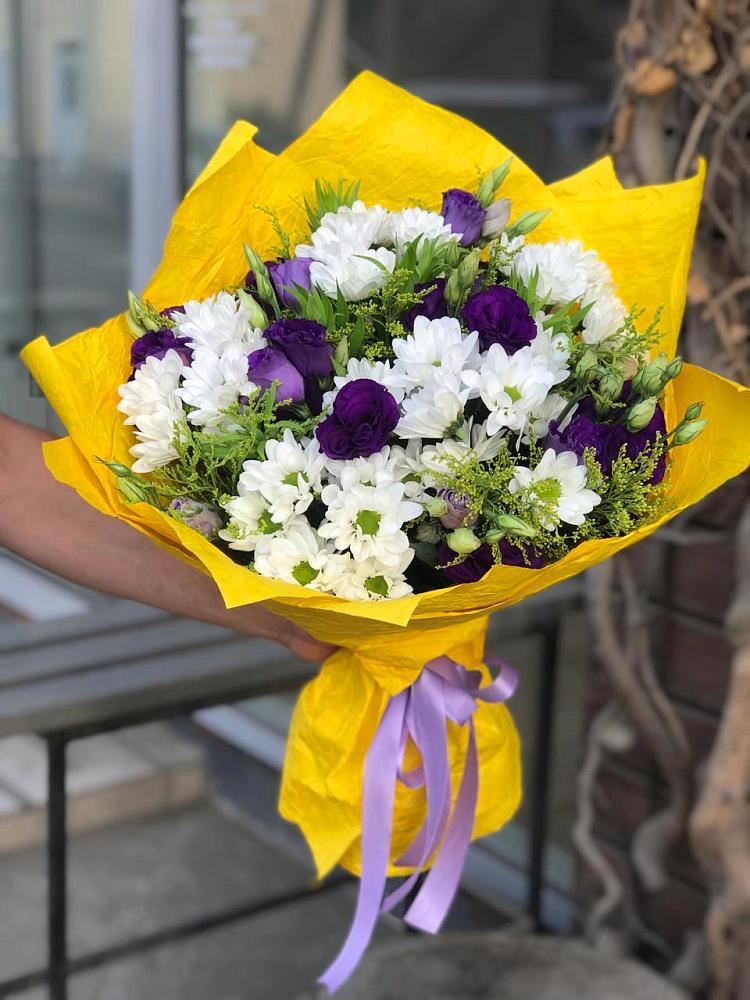 Букет цветов из: Ирисы, Хризантемы и Ромашки в Павловичи