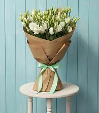 Букет цветов из:  Лизиантусы в Павловичи