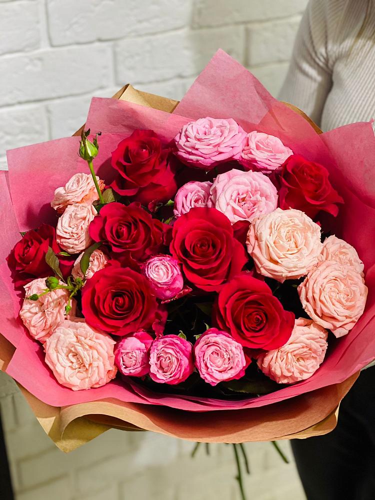 Букет цветов из: Розы в Павловичи