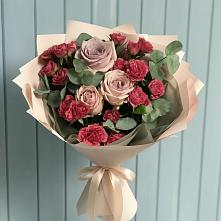 Букет цветов из:  Гвоздики и Розы в Павловичи