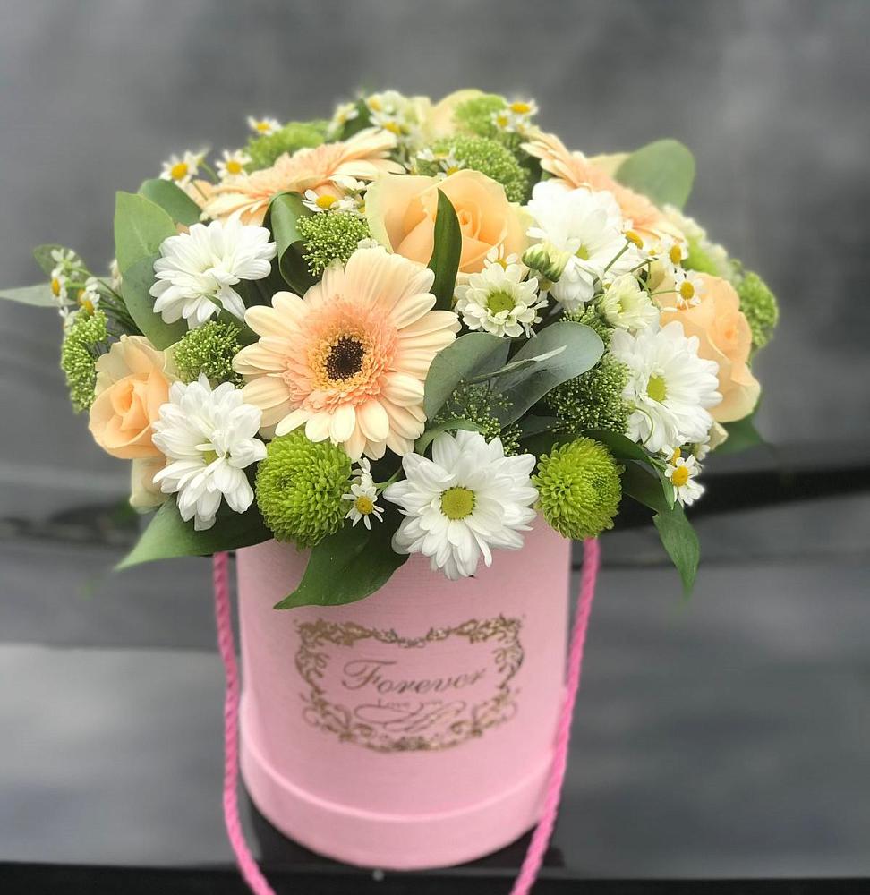 Цветочная композиция из Розы, Герберы и Хризантемы в шляпной коробке в Павловичи