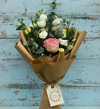 Букет цветов из:  Розы и Лизиантусы в Павловичи