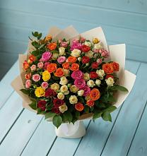 Букет Микс из разноцветных кустовых роз в Павловичи